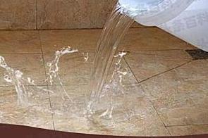 柳北漏水维修 免砸砖防水材料该如何施工